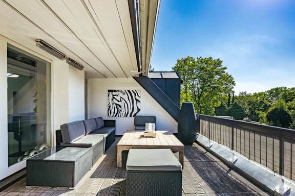 Zwei sonnige Dachterrassen
