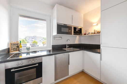 Modern fitted kitchen from 2011