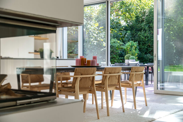 Lichterfüllter Livingbereich