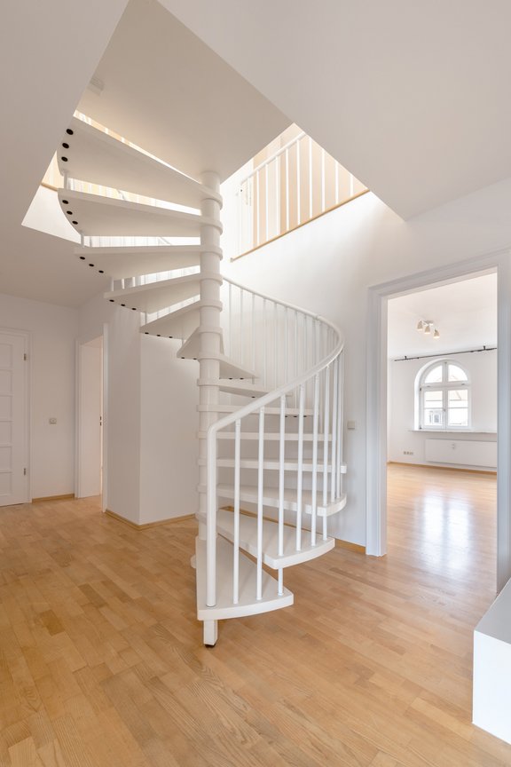 Zwei intern verbundene Ebenen