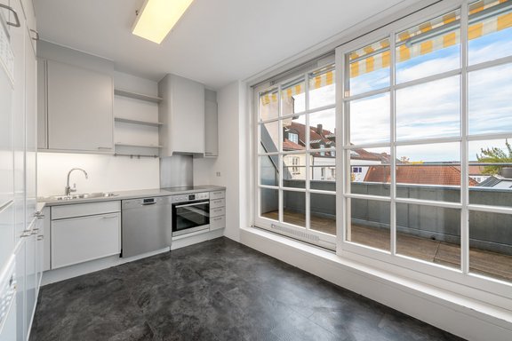 Komplett ausgestattete Küche