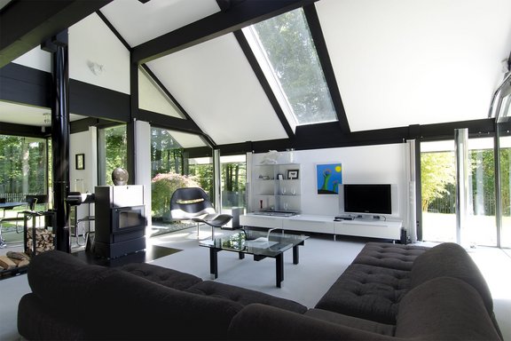 Light flooded living area