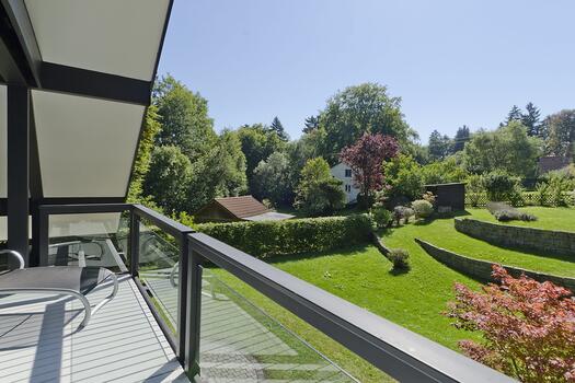 Blick in die Gartenanlage
