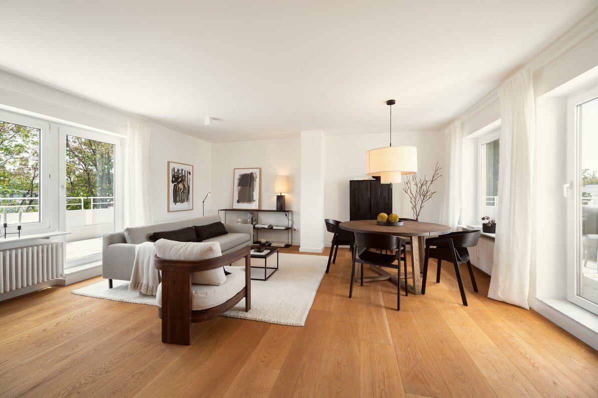 Light-filled living