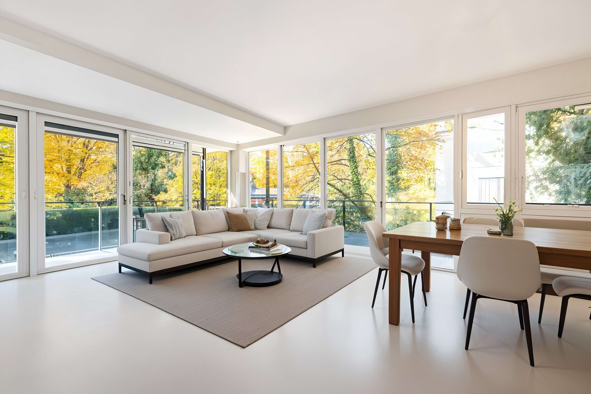 Lichtdurchfluteter Wohnbereich (visualisiert)