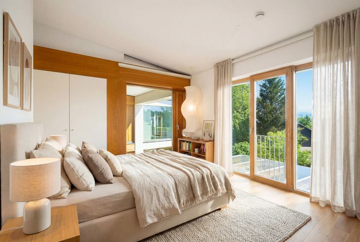 Schlafzimmer mit Seeblick (visualisiert)