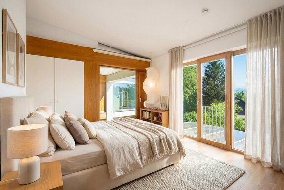 Schlafzimmer mit Seeblick (visualisiert)