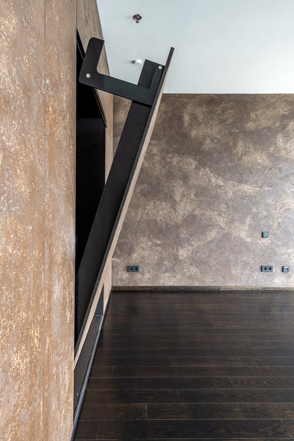 Integrated guest folding bed