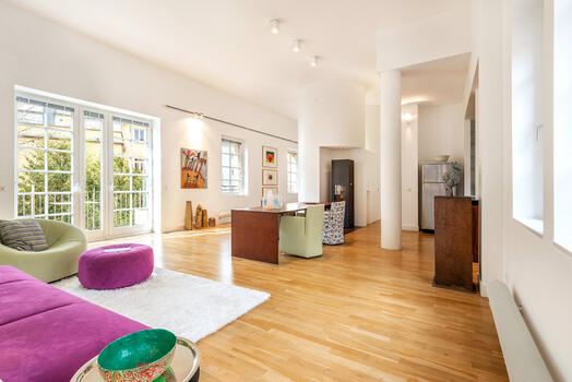 Spacious living area