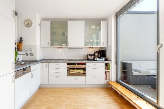 Küche mit Dachterrasse