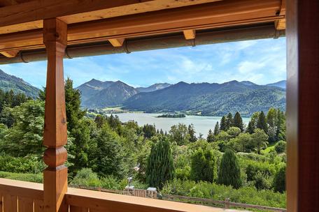 Logenplatz am Schliersee: Doppelhaushälfte mit fantastischem See- und Bergblick