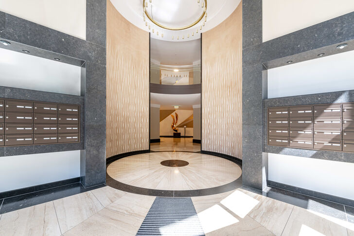 Noble Lobby