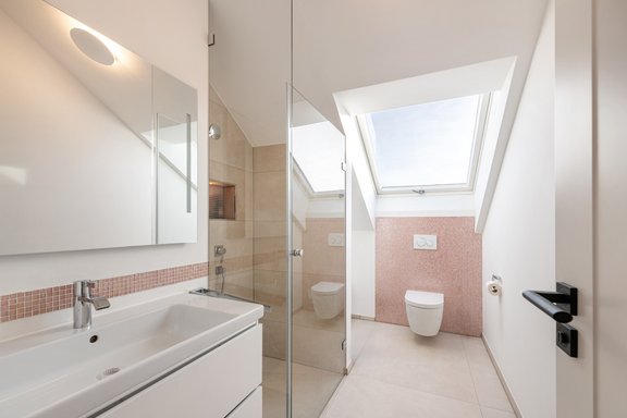 Zusätzliches Kinder-/Gästeduschbad