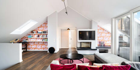 Luxuriös & familiengerecht: 4-Zimmer-Penthouse mit Designausstattung, Dachterrasse und Liftzugang