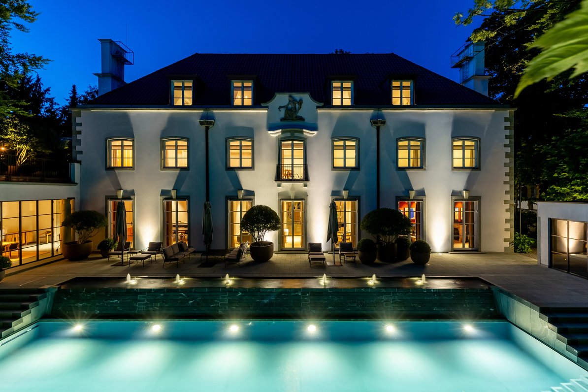 Luxurious villa residence
