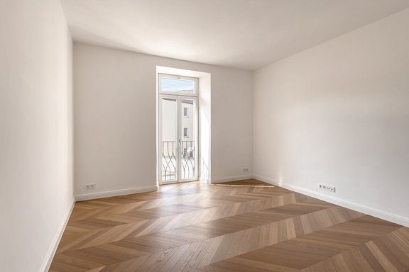 Light-filled bedroom