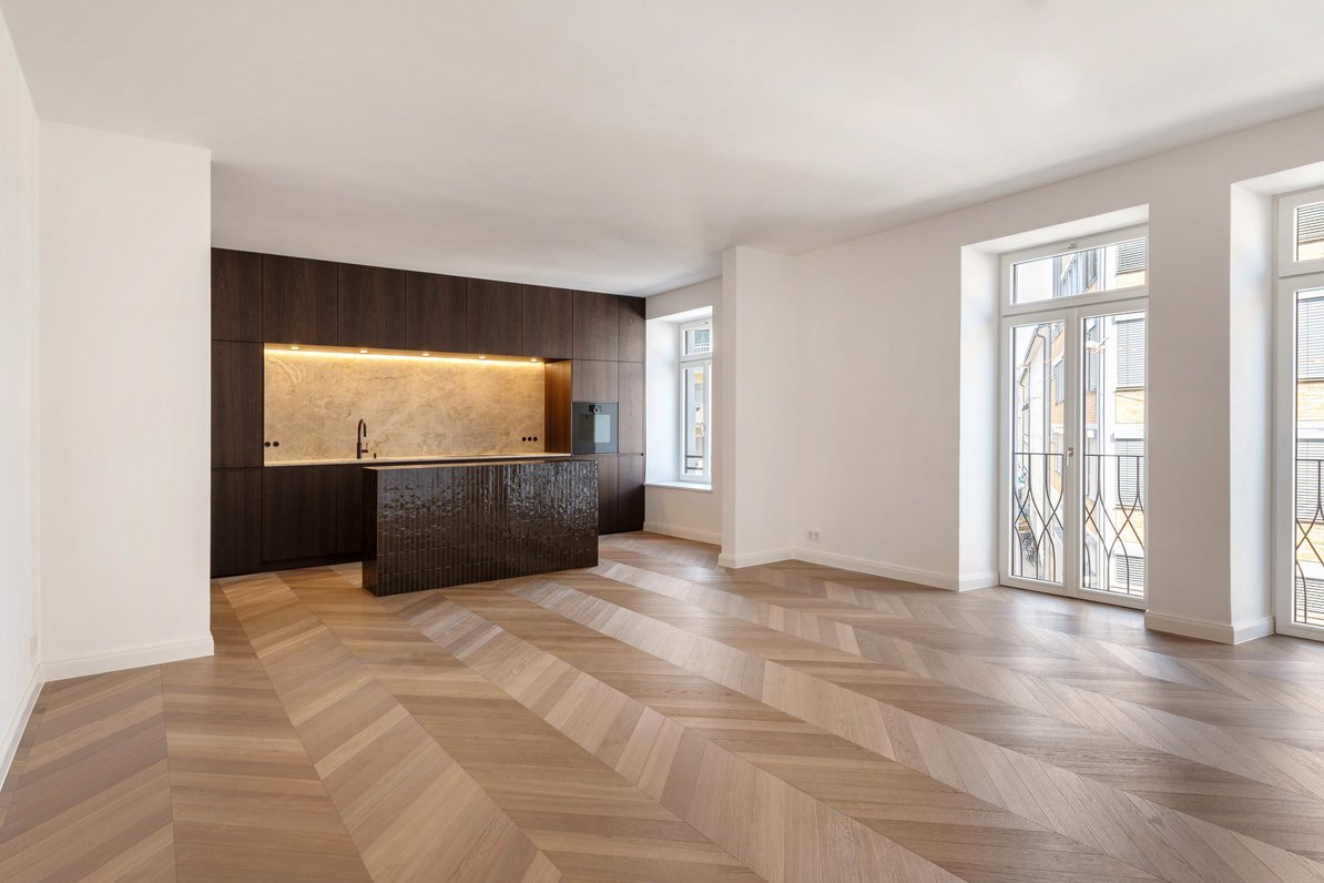 Open plan living/dining area