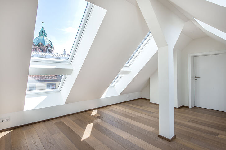Atelierzimmer mit traumhaftem Ausblick