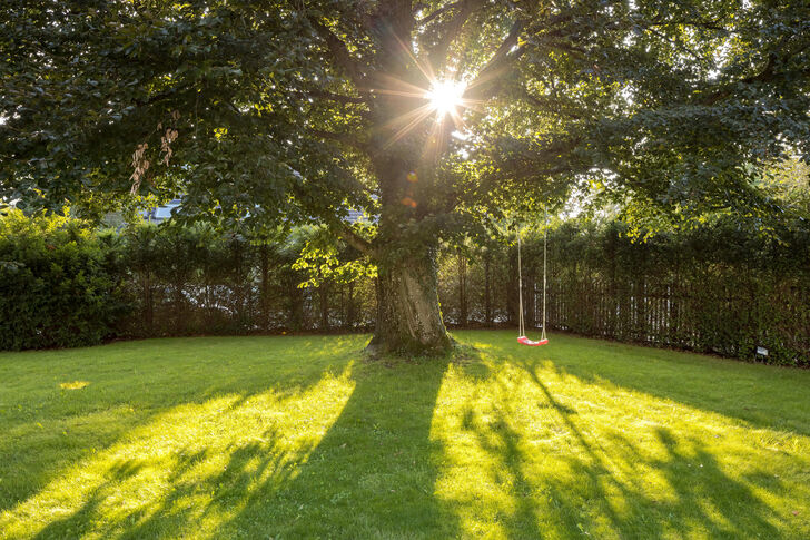Uneinsehbarer, sonniger Südwest-Garten