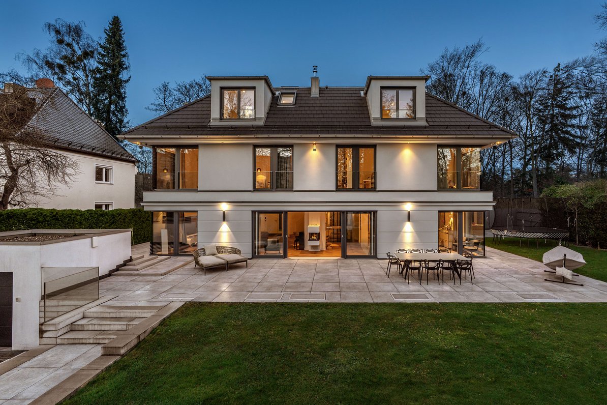 Exclusive High-End Living