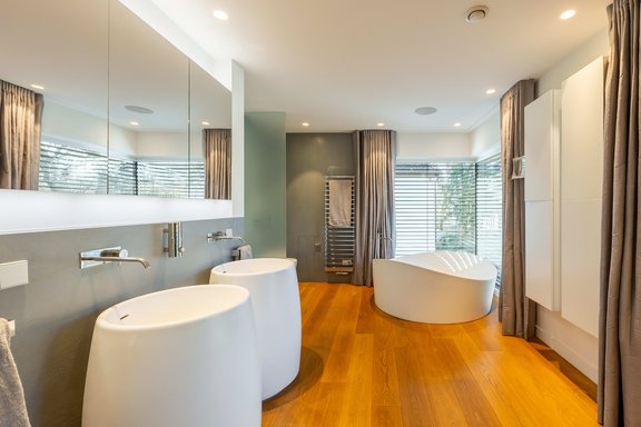 Bathroom with a spa-like atmosphere