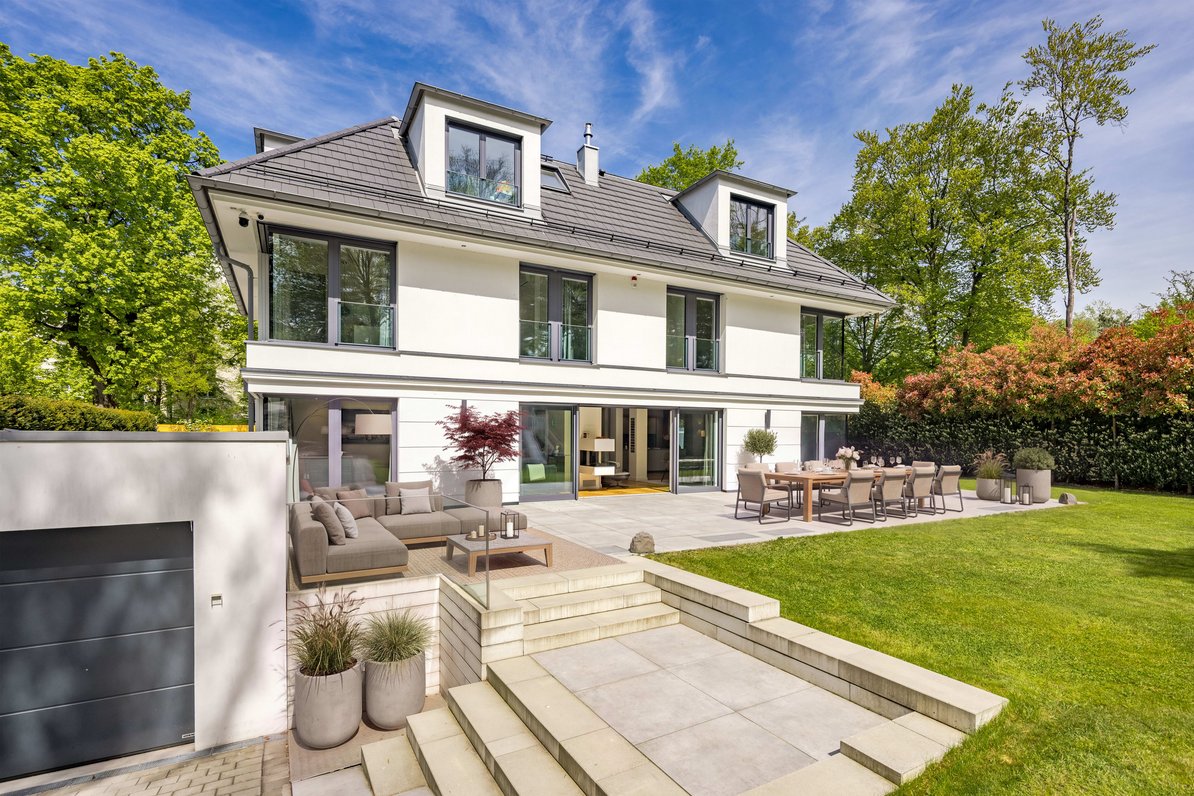 Exclusive High-End Living