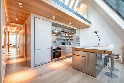 Offene, helle Raumgestaltung