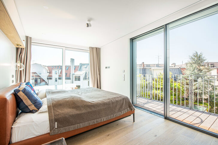 Ruhiges Schlafen mit Balkon