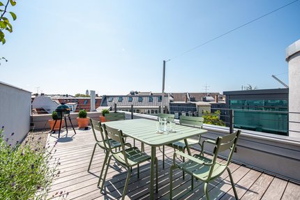 Südterrasse mit Panoramablick