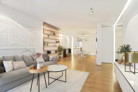 Luxuriöse Stadtwohnung mit Loggia in nobler Toplage