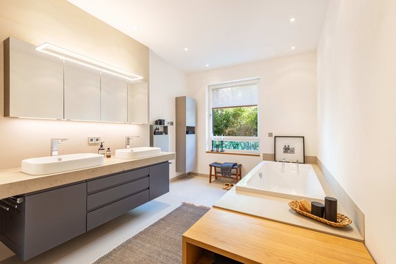 Luxuriöses Masterbad