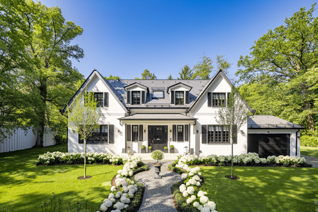 Luxury meets privacy: first-time occupancy high-end villa property with elevator, home cinema, spa and wine cellar