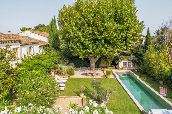 Abdeckbarer 12-Meter-Pool