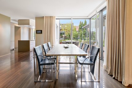 Dining area with west-facing terrace