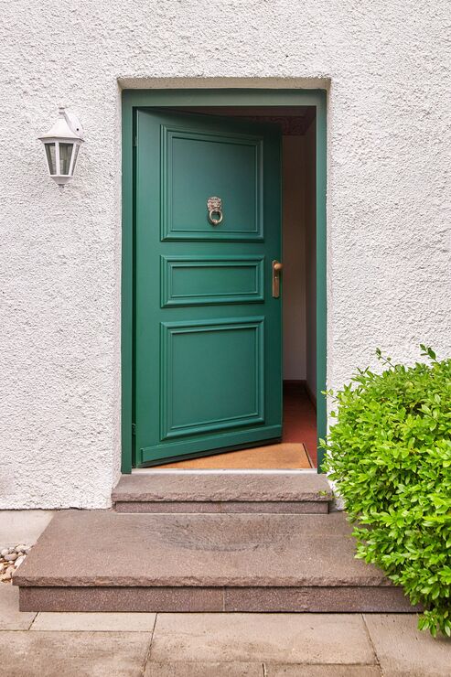 An Entrance with Charm