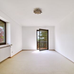 Two rooms with a balcony