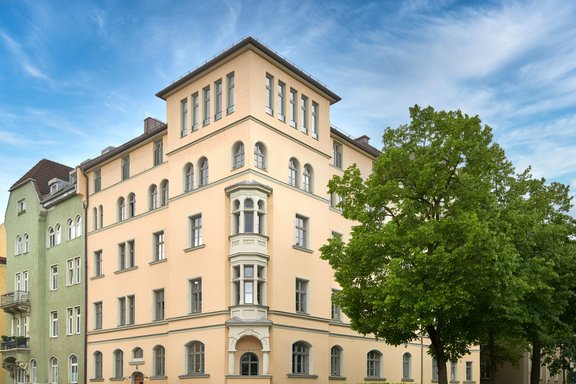 Listed corner building