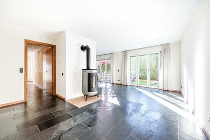 Wohnbereich mit Kamin