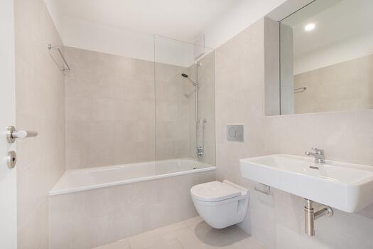 Bathtub with modern amenities