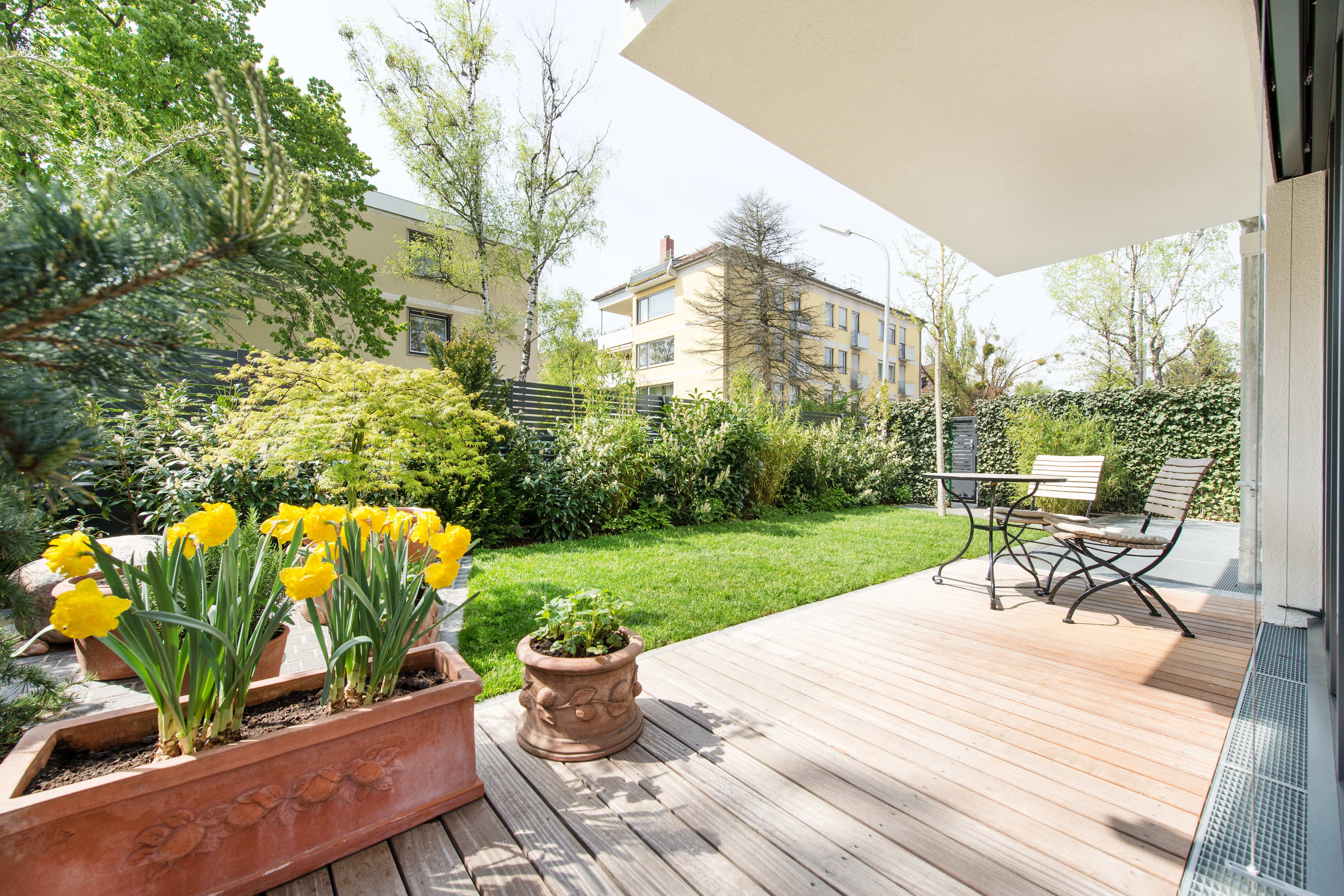 Moderne 3ZimmerGartenwohnung mit Designerausstattung und Sonnenterrasse