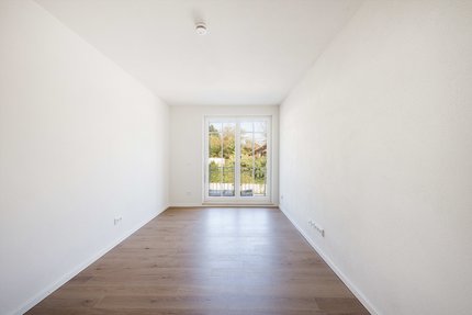 Kinderzimmer mit Balkonzugang