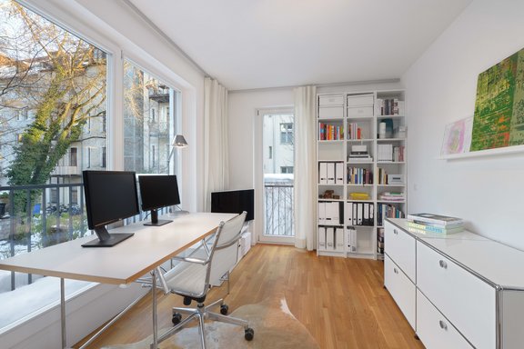 Ruhiges Arbeitszimmer