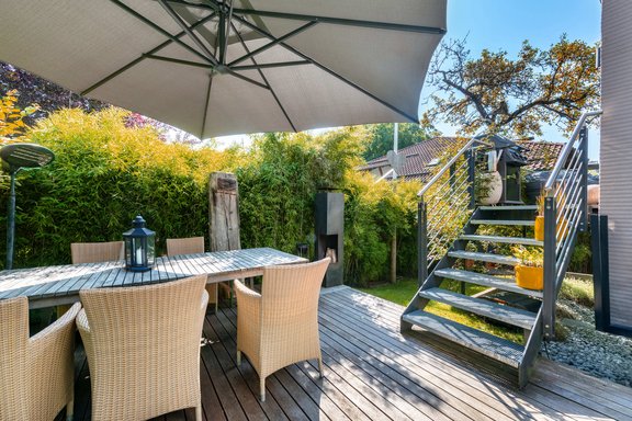 Terrace with vacation flair