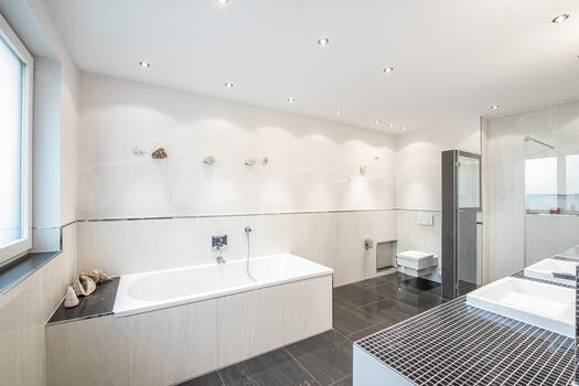 Spacious, bright master bath