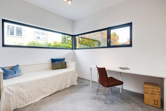 Study/guest room on the ground floor