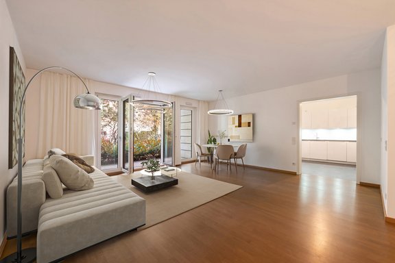 Wohn- / Essbereich (virtuell möbliert)