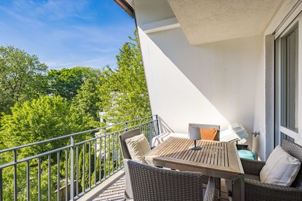 West-Loggia ins Grüne