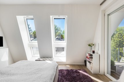 Zwei schöne Schlafzimmer