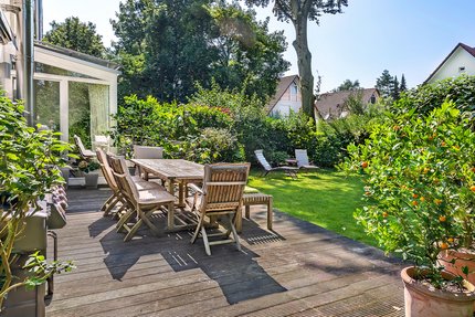 Beautifully overgrown garden