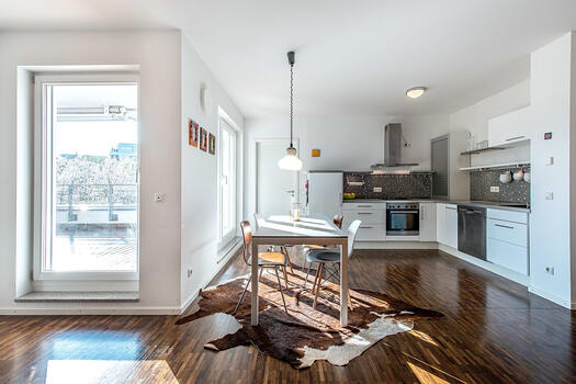 Open kitchen with terrace access